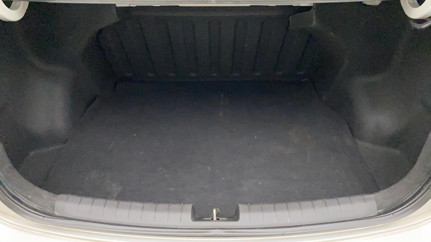 2015 Hyundai Xcent S (O) 1.2, Petrol, Manual, 98,625 km, Boot Inside