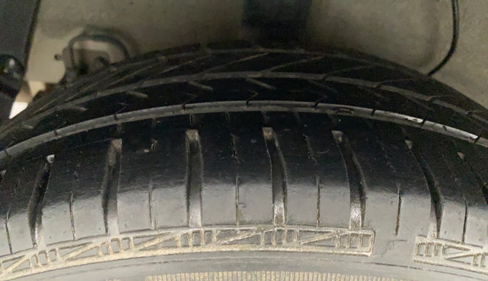2015 Hyundai Xcent S (O) 1.2, Petrol, Manual, 98,625 km, Right Rear Tyre Tread