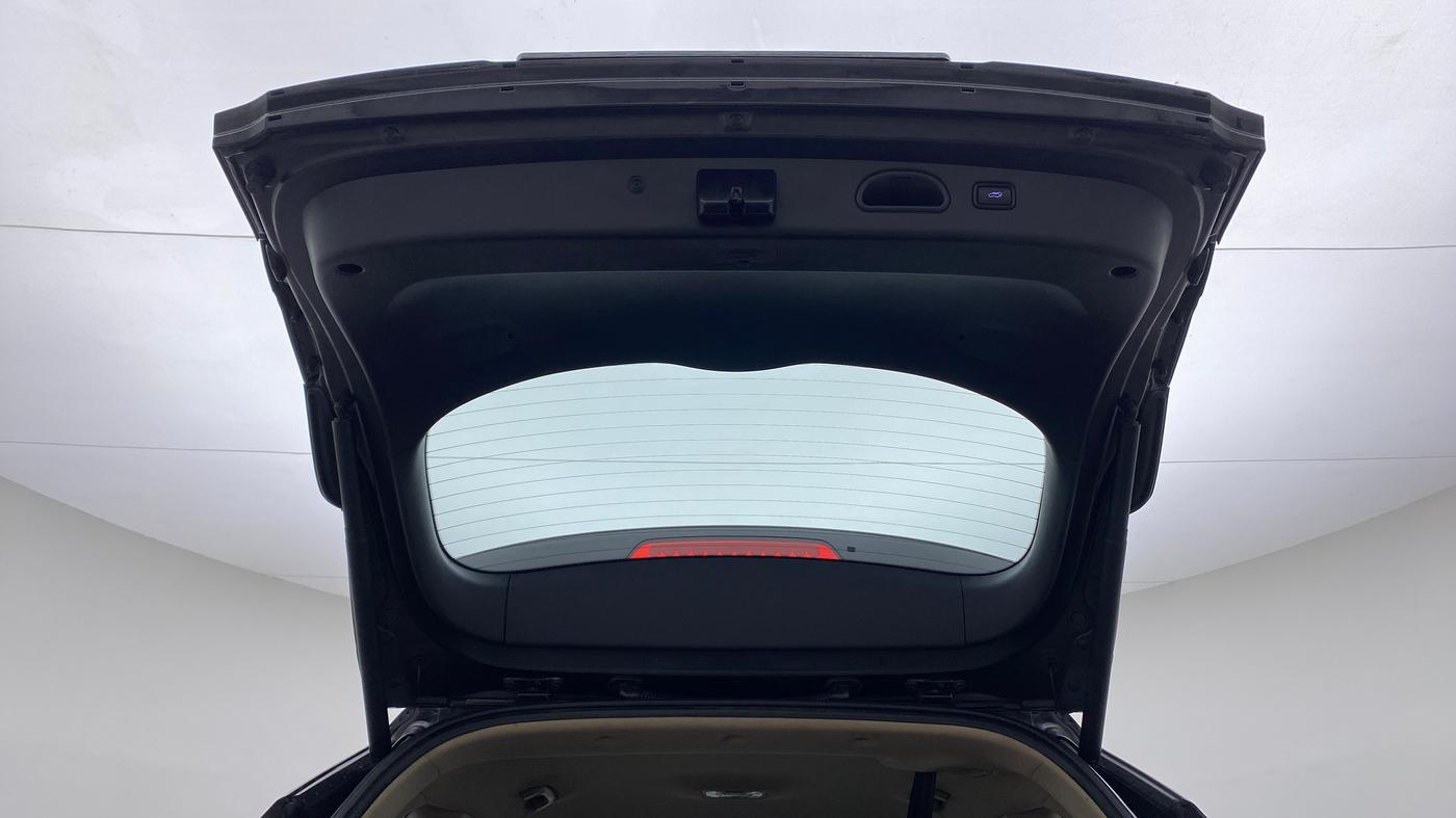 2016 Hyundai Tucson GLS 2WD AT DIESEL, Diesel, Automatic, 40,898 km, Boot Door Open