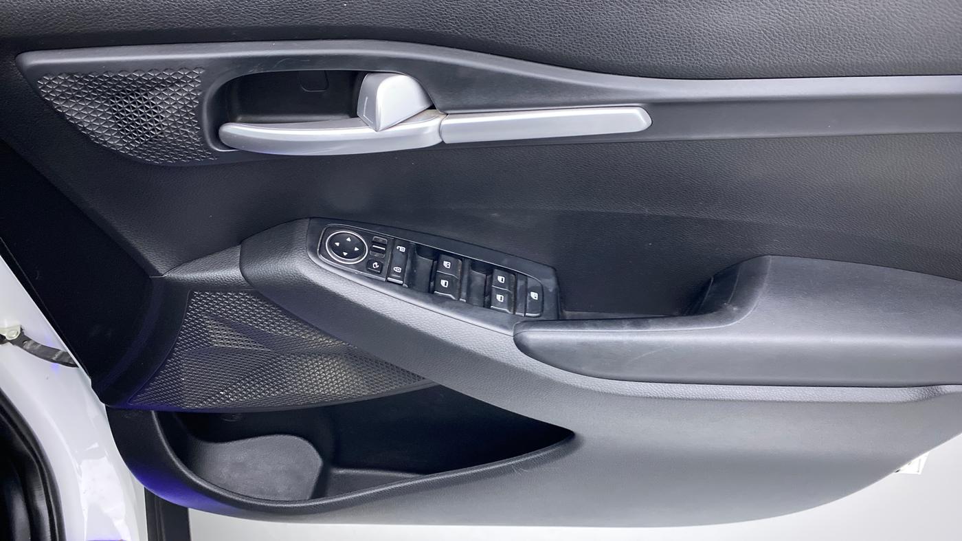 2020 KIA SELTOS HTK PLUS 1.5 DIESEL, Diesel, Manual, 49,148 km, Driver Side Door Panels Control
