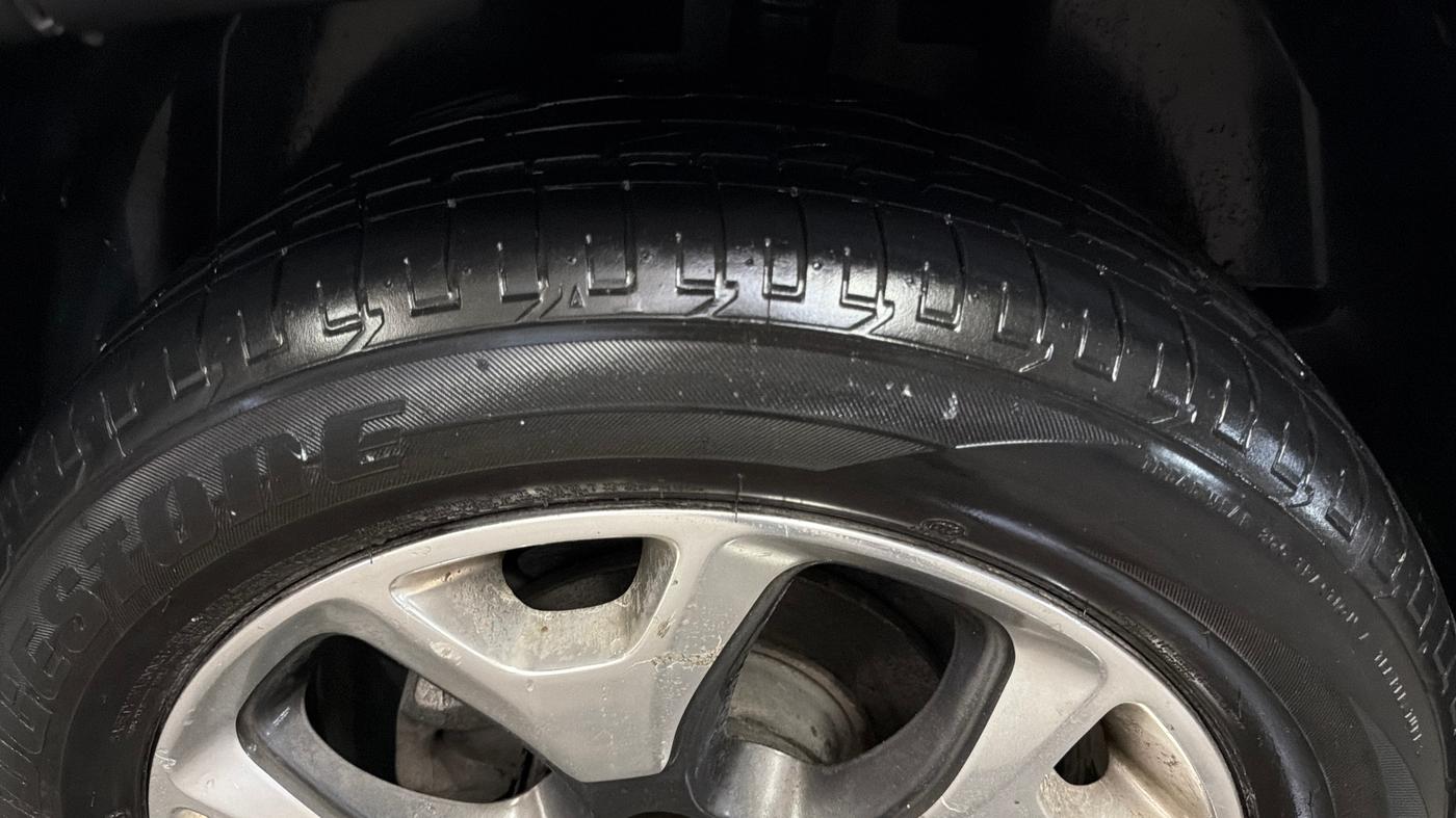 2019 Jeep Compass LIMITED PLUS PETROL AT, Petrol, Automatic, 89,615 km, Left Rear Tyre Tread