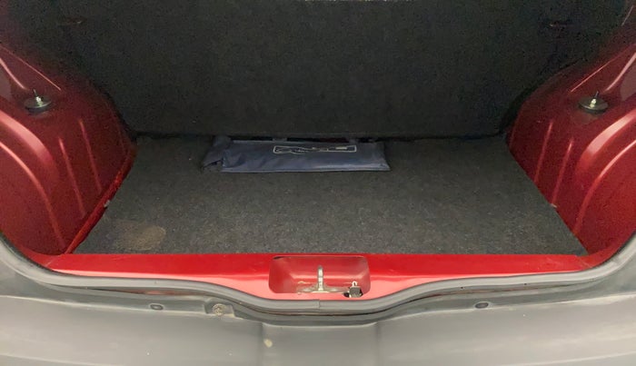 2018 Renault Kwid RXT 1.0 (O), Petrol, Manual, 14,196 km, Boot Inside