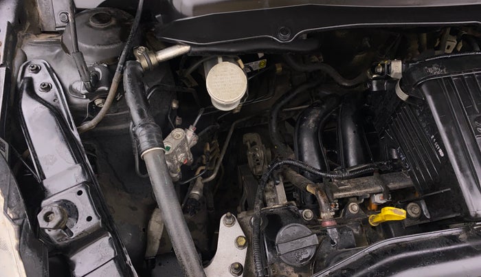 2016 Maruti Swift VXI, Petrol, Manual, 57,190 km, Engine View - Right