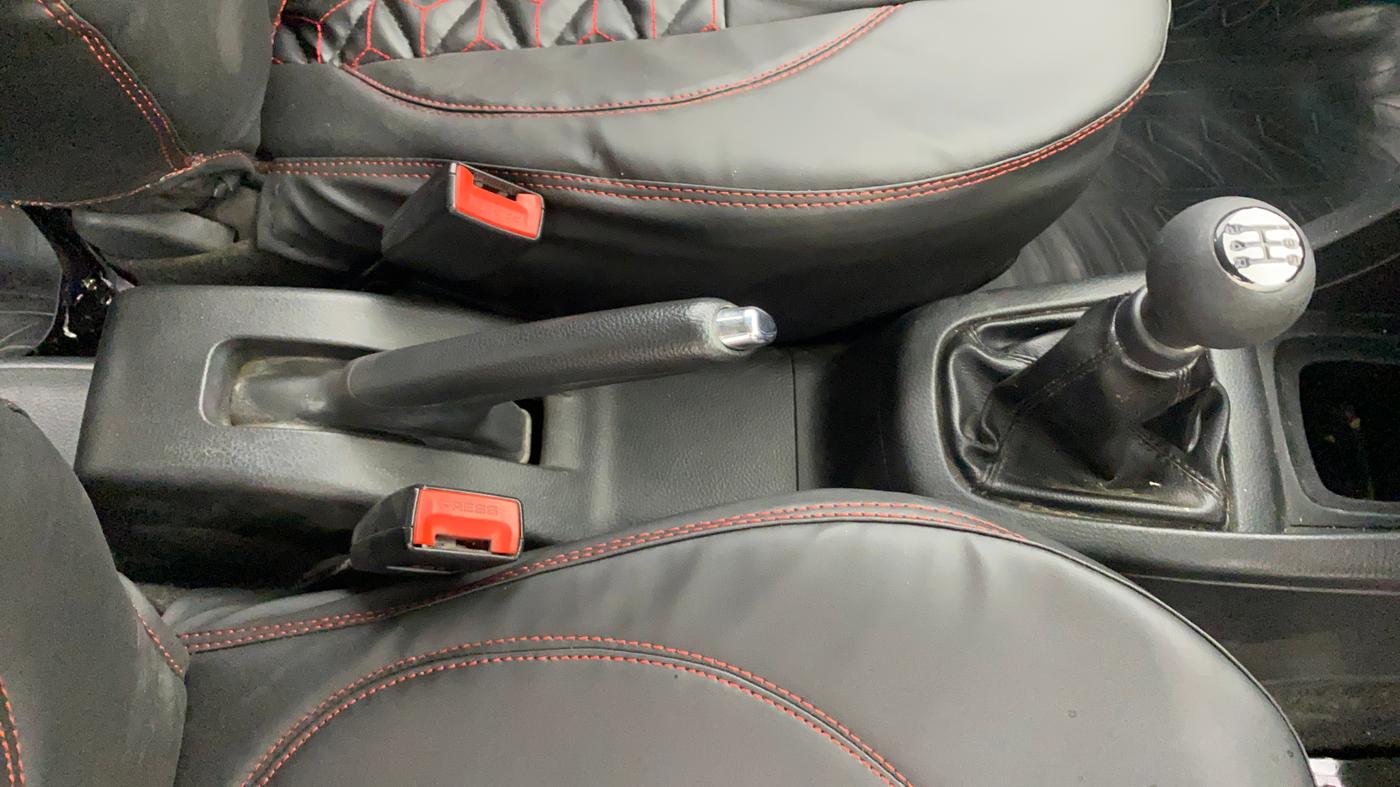 2016 Maruti Swift VXI, Petrol, Manual, 57,380 km, Gear Lever