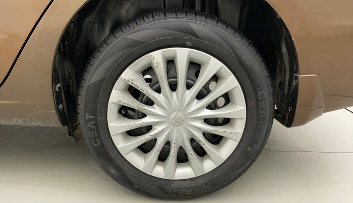 2015 Maruti Ciaz VXI+, Petrol, Manual, 56,400 km, Left Rear Wheel