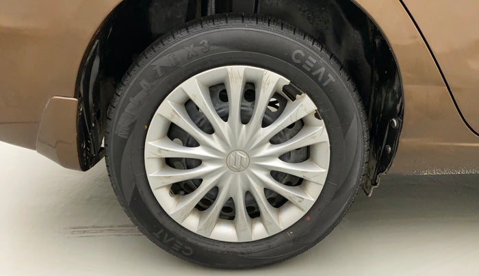 2015 Maruti Ciaz VXI+, Petrol, Manual, 56,400 km, Right Rear Wheel