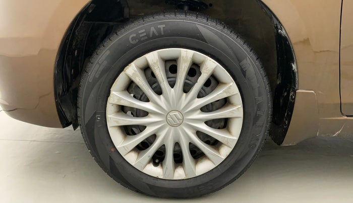 2015 Maruti Ciaz VXI+, Petrol, Manual, 56,400 km, Left Front Wheel