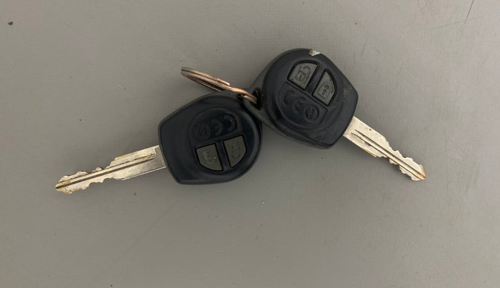 2017 Maruti IGNIS DELTA 1.2, Petrol, Manual, 79,310 km, Key Close Up