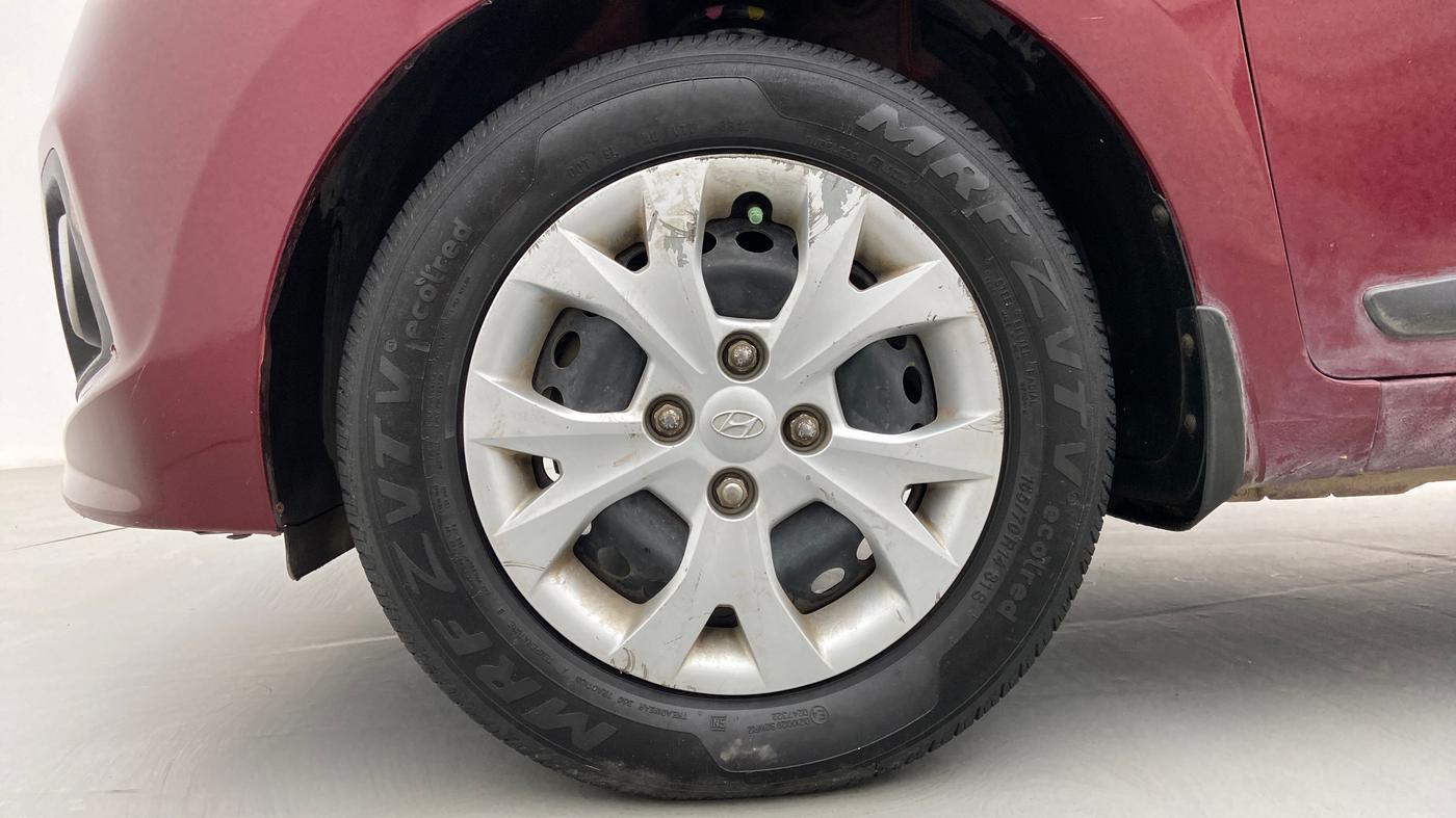 2014 Hyundai Grand i10 SPORTZ 1.2 KAPPA VTVT, Petrol, Manual, 63,799 km, Left Front Wheel