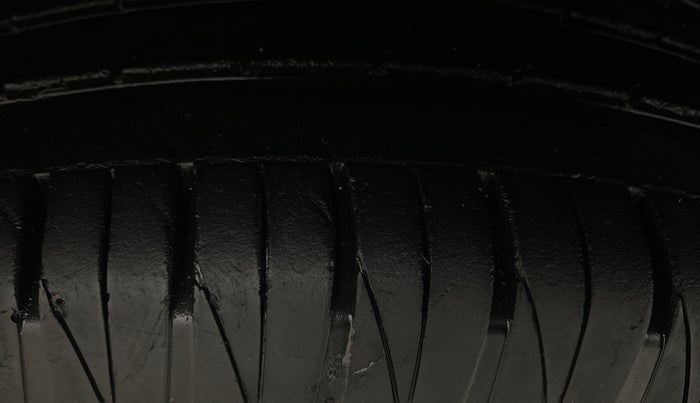 2020 KIA SONET HTX 1.0 IMT, Petrol, Manual, 38,291 km, Left Front Tyre Tread