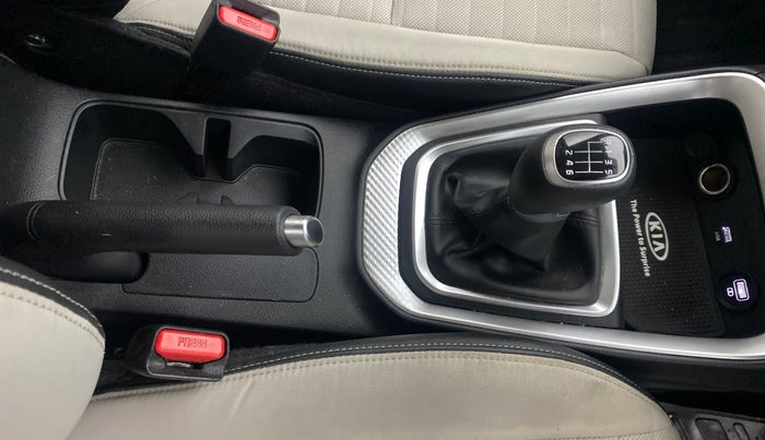 2020 KIA SONET HTX 1.0 IMT, Petrol, Manual, 38,291 km, Gear Lever