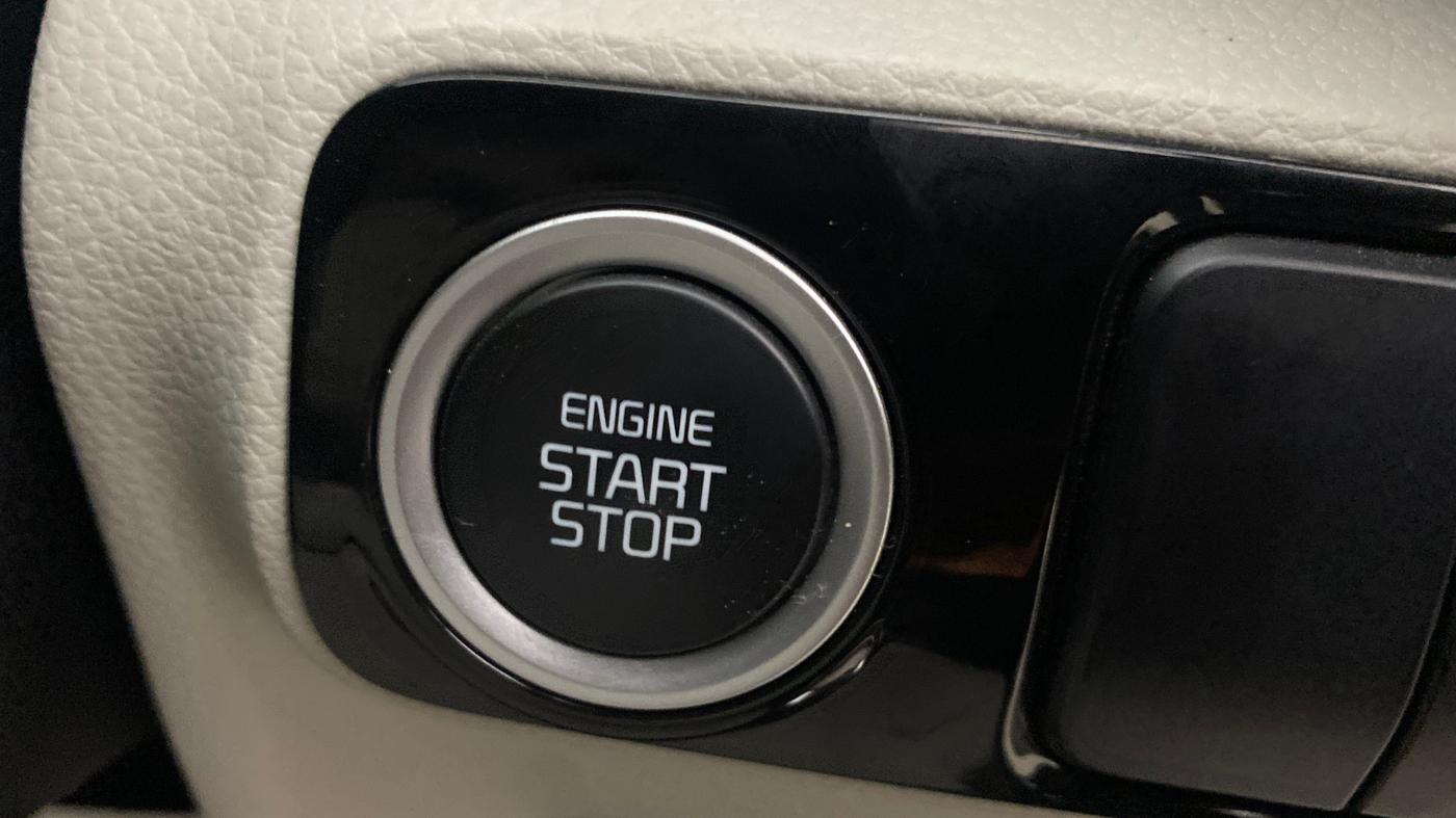 2020 KIA SONET HTX 1.0 IMT, Petrol, Manual, 38,819 km, Keyless Start/ Stop Button
