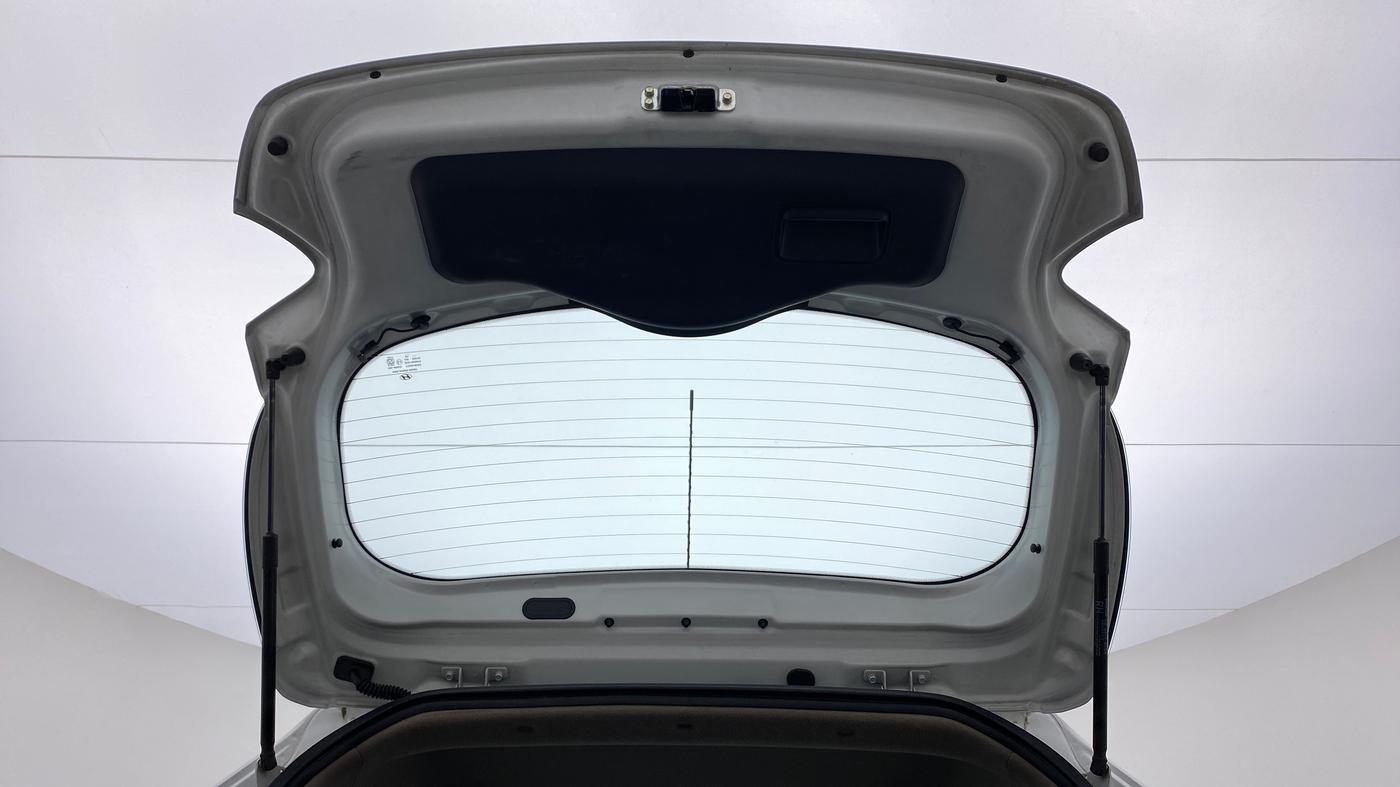 2017 Hyundai Grand i10 SPORTZ (O) 1.2 AT VTVT, Petrol, Automatic, 65,281 km, Boot Door Open