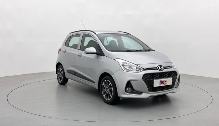 2017 Hyundai Grand i10 SPORTZ (O) 1.2 AT VTVT, Petrol, Automatic, 65,281 km, Right Front Diagonal