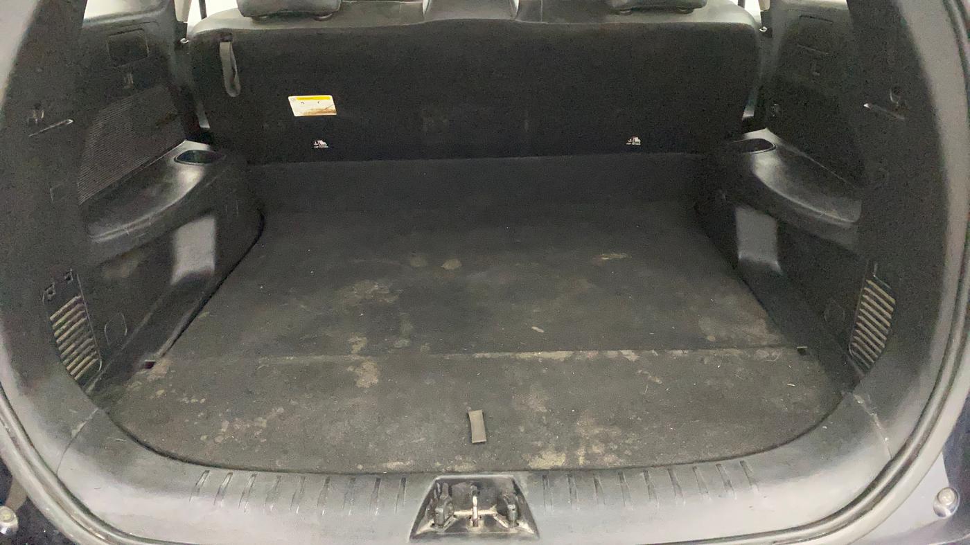2022 Mahindra XUV700 AX 5 P MT 5 STR, Petrol, Manual, 41,551 km, Boot Inside