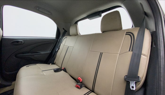 2013 Toyota Etios Liva G, Petrol, Manual, 75,804 km, Right Side Rear Door Cabin