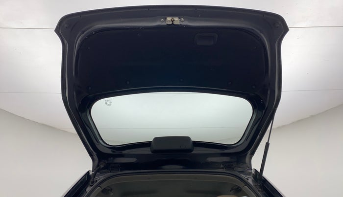 2013 Toyota Etios Liva G, Petrol, Manual, 75,804 km, Boot Door Open