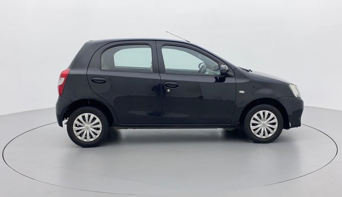 2013 Toyota Etios Liva G, Petrol, Manual, 75,804 km, Right Side View
