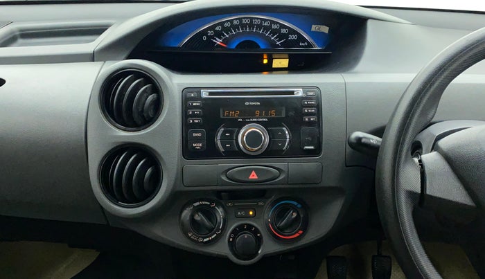 2013 Toyota Etios Liva G, Petrol, Manual, 75,804 km, Air Conditioner