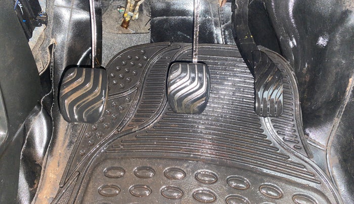 2019 Renault Kwid RXL, Petrol, Manual, 30,416 km, Pedals