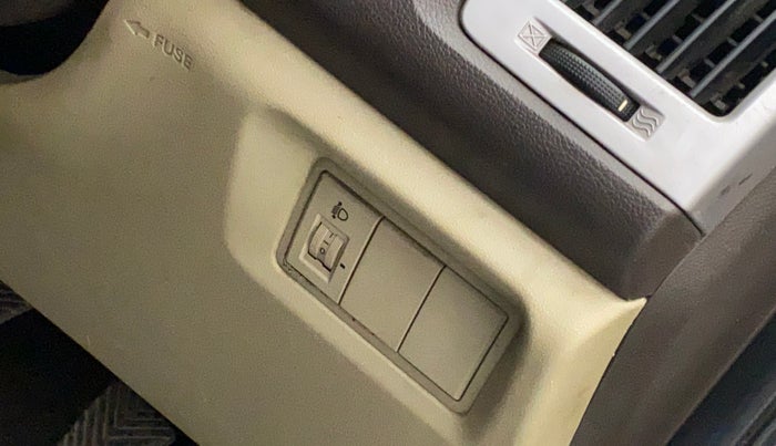 2012 Hyundai i20 MAGNA (O) 1.2, Petrol, Manual, 44,111 km, Dashboard - Headlight height adjustment not working
