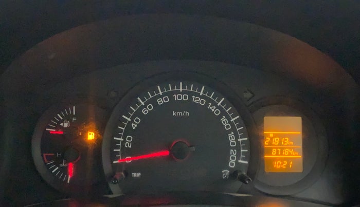 2015 Maruti Swift LXI (O), Petrol, Manual, 87,184 km, Odometer Image