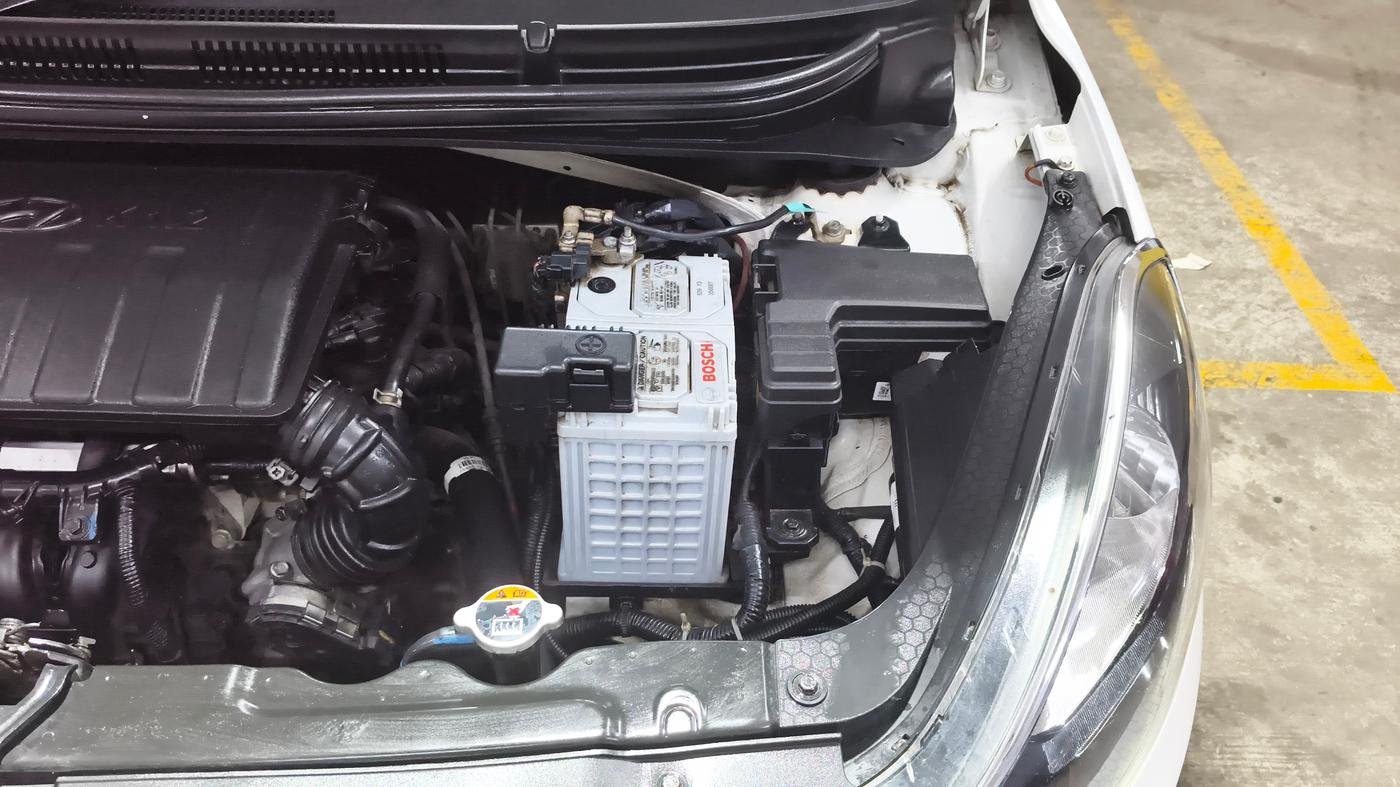 2022 Hyundai GRAND I10 NIOS MAGNA 1.2 KAPPA VTVT, Petrol, Manual, 26,257 km, Engine View - Left