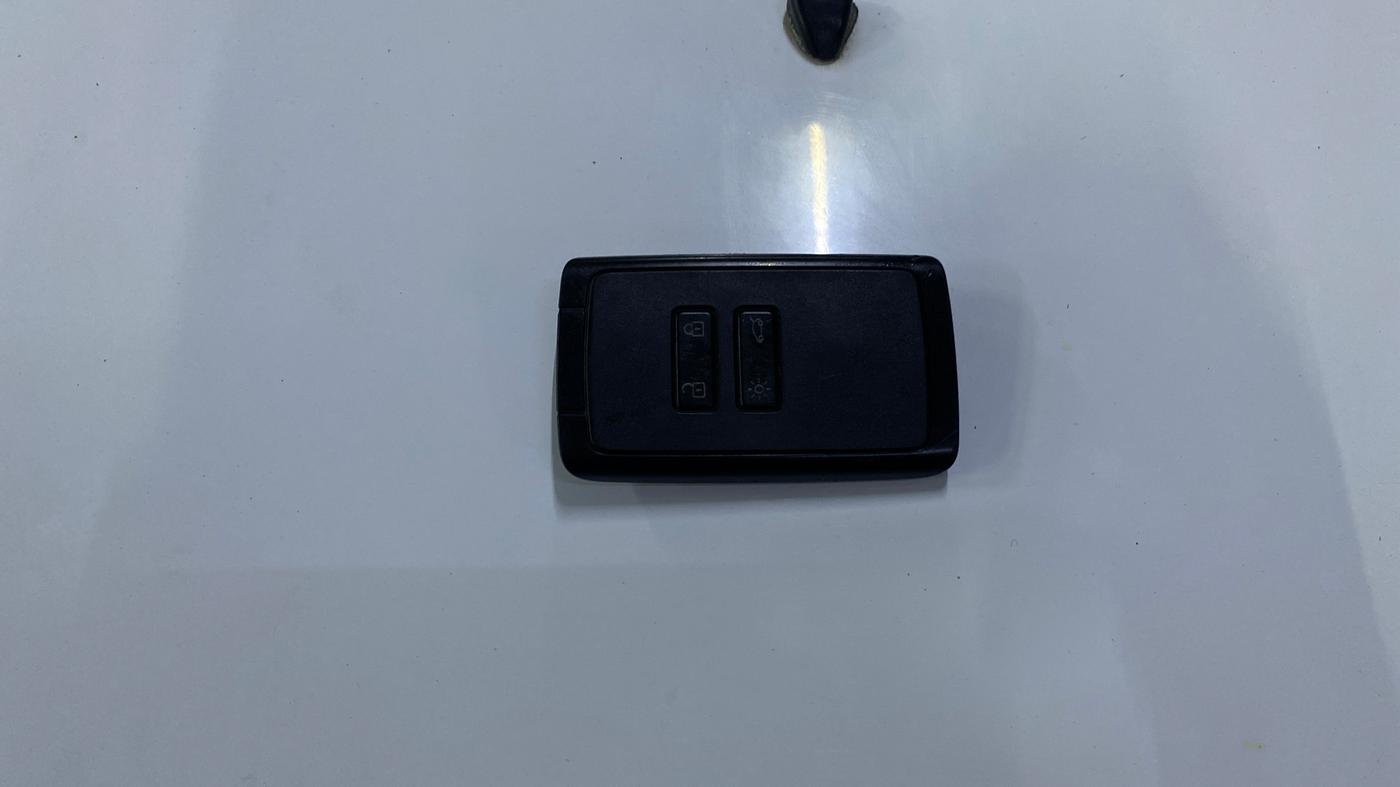 2021 Renault TRIBER RXZ, Petrol, Manual, 34,015 km, Key Close Up