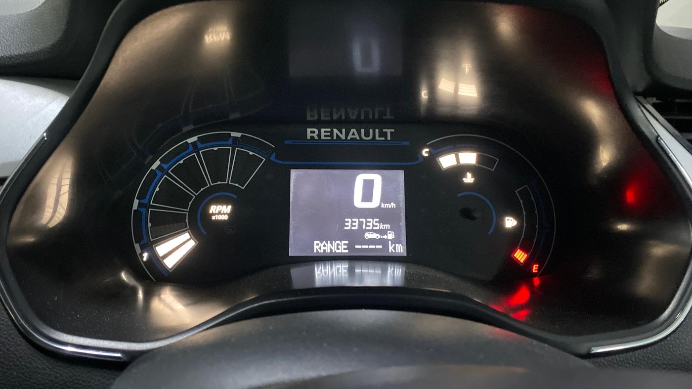 2021 Renault TRIBER RXZ, Petrol, Manual, 34,015 km, Odometer Image
