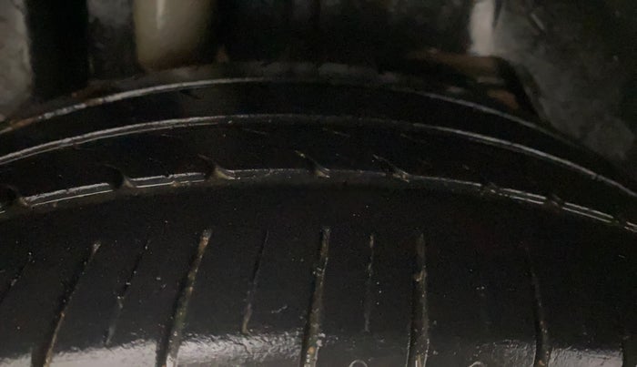 2021 Ford FREESTYLE TITANIUM 1.2 PETROL, Petrol, Manual, 50,210 km, Right Rear Tyre Tread