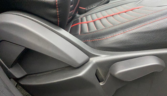 2021 Ford FREESTYLE TITANIUM 1.2 PETROL, Petrol, Manual, 50,210 km, Driver Side Adjustment Panel