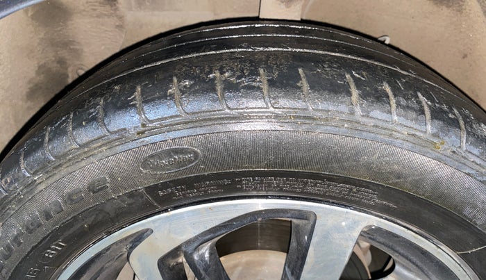 2022 Hyundai GRAND I10 NIOS ASTA 1.2 KAPPA VTVT, Petrol, Manual, 56,783 km, Left Front Tyre Tread