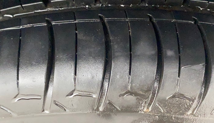 2018 Maruti Baleno ZETA PETROL 1.2, Petrol, Manual, 84,237 km, Left Rear Tyre Tread