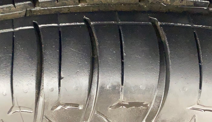 2018 Maruti Baleno ZETA PETROL 1.2, Petrol, Manual, 84,237 km, Left Front Tyre Tread