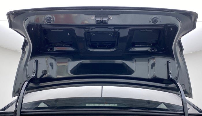 2019 Volkswagen Ameo TRENDLINE 1.0L, Petrol, Manual, 12,737 km, Boot Door Open