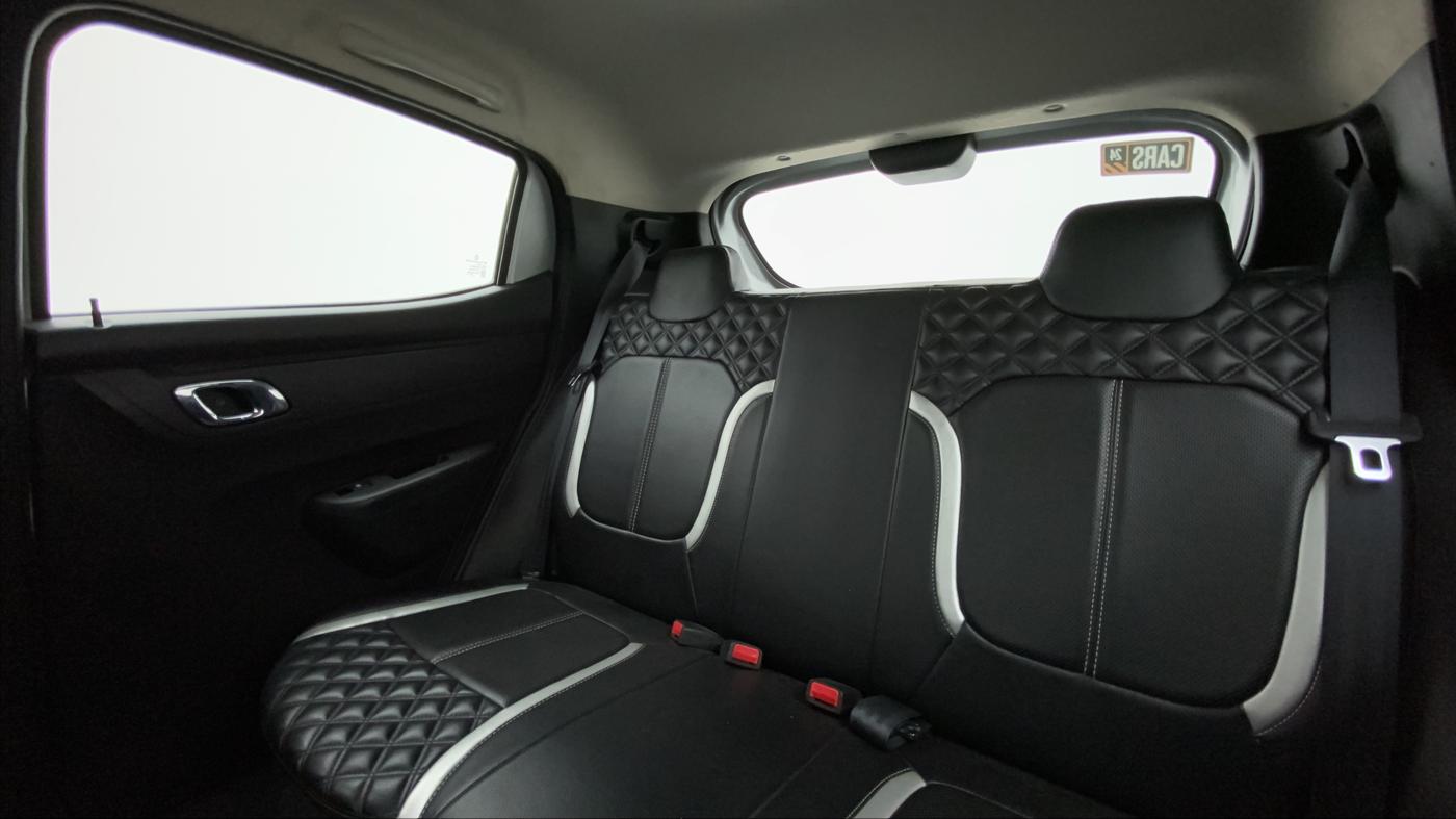 2019 Renault Kwid RXT 1.0 AMT (O), Petrol, Automatic, 19,877 km, Right Side Rear Door Cabin