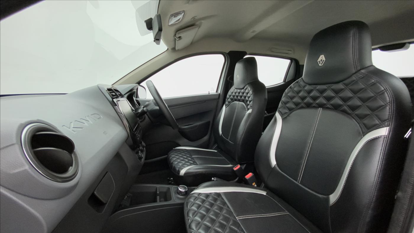 2019 Renault Kwid RXT 1.0 AMT (O), Petrol, Automatic, 19,877 km, Right Side Front Door Cabin