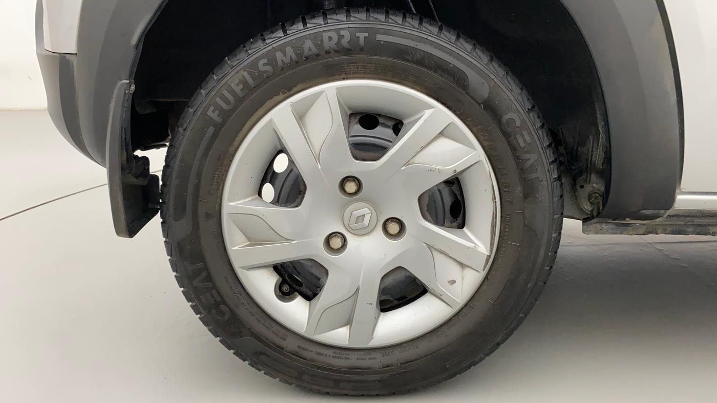 2019 Renault Kwid RXT 1.0 AMT (O), Petrol, Automatic, 19,877 km, Right Rear Wheel