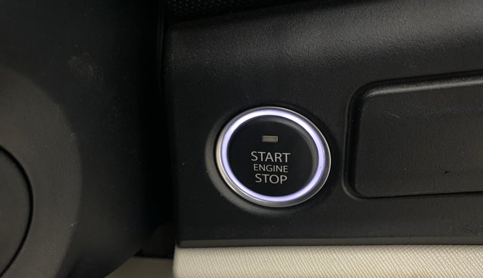 2024 Tata ALTROZ XZ PETROL, Petrol, Manual, 11,792 km, Keyless Start/ Stop Button