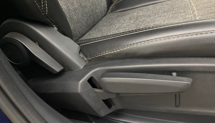 2024 Tata ALTROZ XZ PETROL, Petrol, Manual, 11,792 km, Driver Side Adjustment Panel