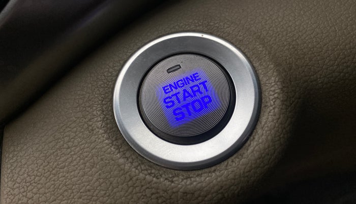 2021 Hyundai New Elantra 2.0 SX MT PETROL, Petrol, Manual, 64,083 km, Keyless Start/ Stop Button