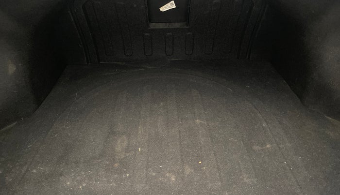 2021 Hyundai New Elantra 2.0 SX MT PETROL, Petrol, Manual, 64,083 km, Boot Inside