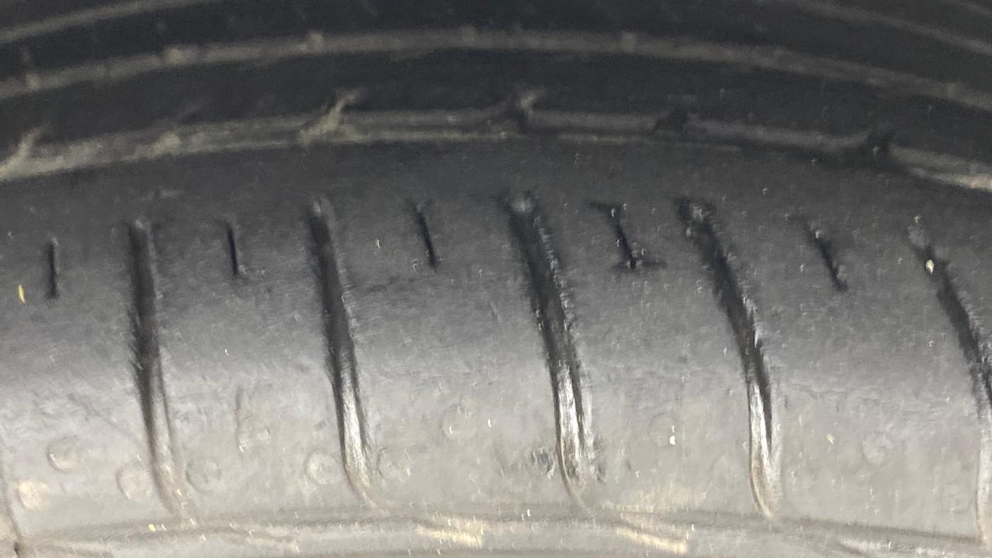2016 Ford Ecosport TITANIUM 1.5L PETROL AT, Petrol, Automatic, 84,858 km, Right Front Tyre Tread