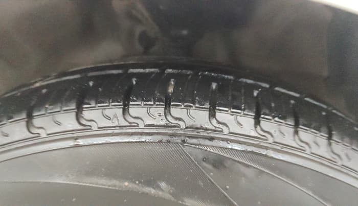 2021 Maruti Celerio VXI CNG, CNG, Manual, 50,226 km, Right Front Tyre Tread