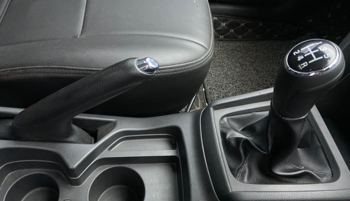 2016 Maruti Vitara Brezza ZDI PLUS DUAL TONE, Diesel, Manual, 57,697 km, Gear Lever