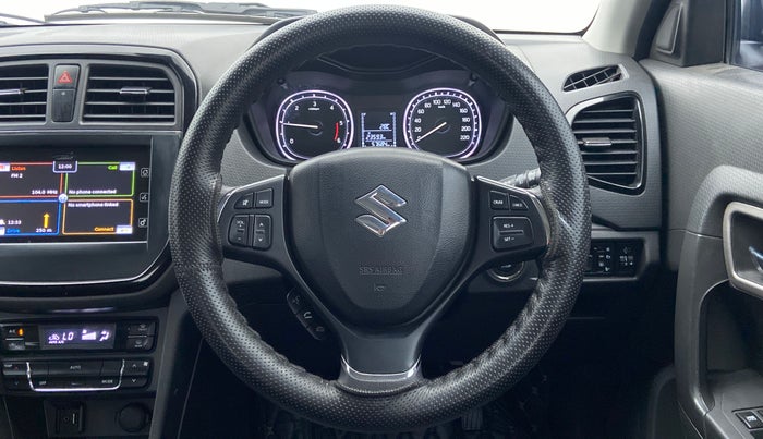 2016 Maruti Vitara Brezza ZDI PLUS DUAL TONE, Diesel, Manual, 57,697 km, Steering Wheel Close Up
