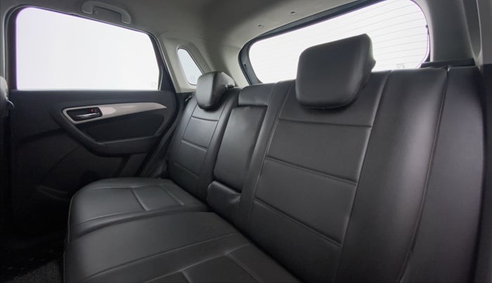 2016 Maruti Vitara Brezza ZDI PLUS DUAL TONE, Diesel, Manual, 57,697 km, Right Side Rear Door Cabin