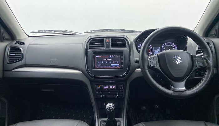2016 Maruti Vitara Brezza ZDI PLUS DUAL TONE, Diesel, Manual, 57,697 km, Dashboard
