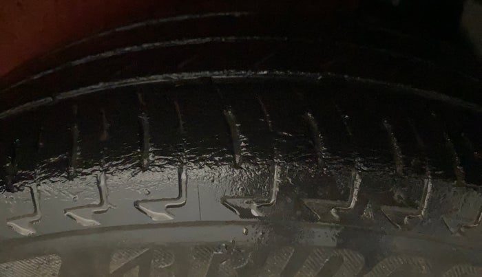 2017 Maruti IGNIS DELTA 1.2, Petrol, Manual, 39,610 km, Left Rear Tyre Tread