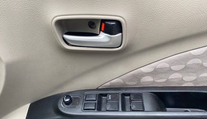 2016 Maruti Celerio ZXI (O), Petrol, Manual, 96,750 km, Driver Side Door Panels Control